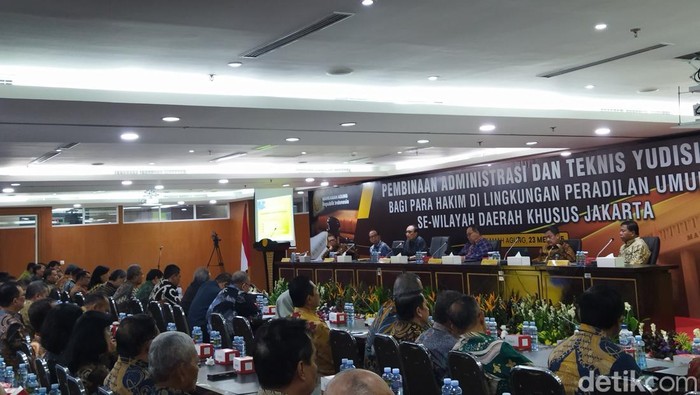 Pembinaan administrasi dan teknis yudisial bagi hakim di MA. (Kurniawan/detikcom)
