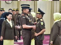Kajati Jateng Dirotasi, Ponco Hartanto Diganti Hendro Dewanto