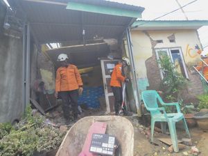 Kemensos Turunkan Tim-Distribusikan Bantuan untuk Korban Gempa Bengkulu