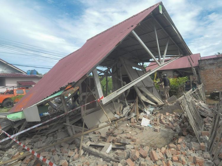 Puluhan Bangunan di Bengkulu Rusak Usai Diguncang Gempa M 6,3
