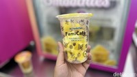 Kalau mau yang lebih menyegarkan lagi, bisa coba Tropical Sunrise. Racikannya terdiri dari pisang dan nanas. Rasa asam, segar, dan manisnya seimbang. Foto: Detikcom / Atiqa Rana