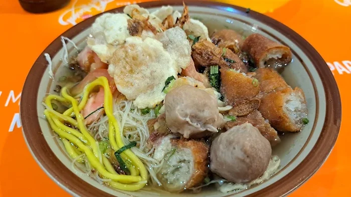 Slurrp! Nikmat Hangat 5 Soto Legendaris yang Teruji Kelezatannya
