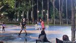 Mengintip Suasana Malam di Taman Jakarta yang Buka 24 Jam