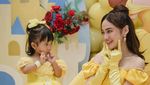 Syifa Hadju Bergaun Kuning Jadi Princess Belle, Secerah Mentari Pagi