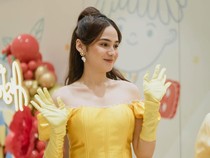 Syifa Hadju Bergaun Kuning Jadi Princess Belle, Secerah Mentari Pagi