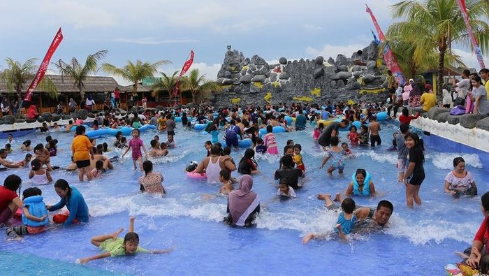 Waterboom Pesona Modern Banjar.