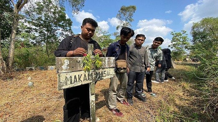 Ziarah tragedi Jumat Kelabu Banjarmasin.