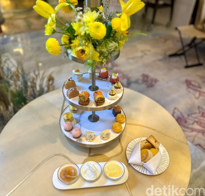 Afternoon tea serba madu terinspirasi Guerlain di St Regis Jakarta