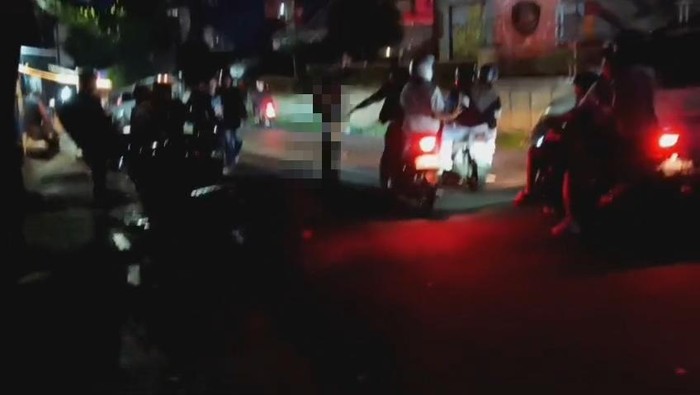 Aksi tak senonoh oknum Bobotoh di Cianjur