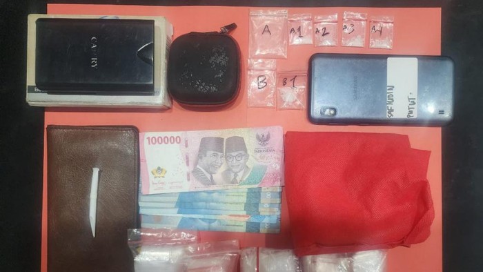 Barang bukti sabu di Kota Pasuruan.
