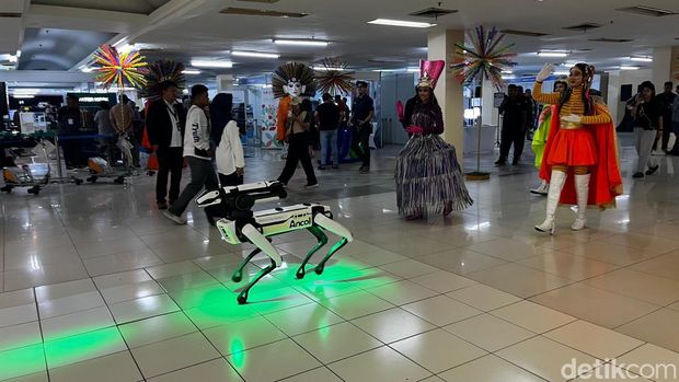 Gelaran Innovation Creative Week di Blok M Hub, Jakarta Selatan ramai dikunjungi masyarakat.