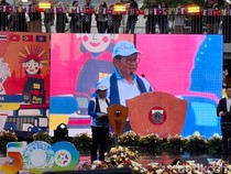 Pramono Ingin Fajar Noor-Juicy Luicy Manggung di Taman Literasi: Pasti Viral