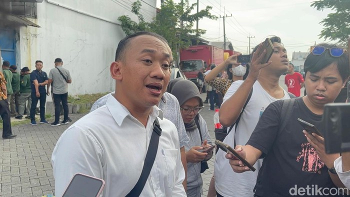 Kuasa hukum eks karyawan UD Sentoso Seal Krisnu Wahyuono