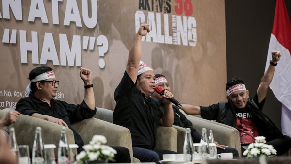 Momen Sejumlah Aktivis 98 Tolak Usul Gelar Pahlawan Soeharto