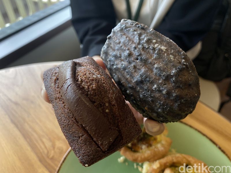 Mongsim Bakery and Coffee