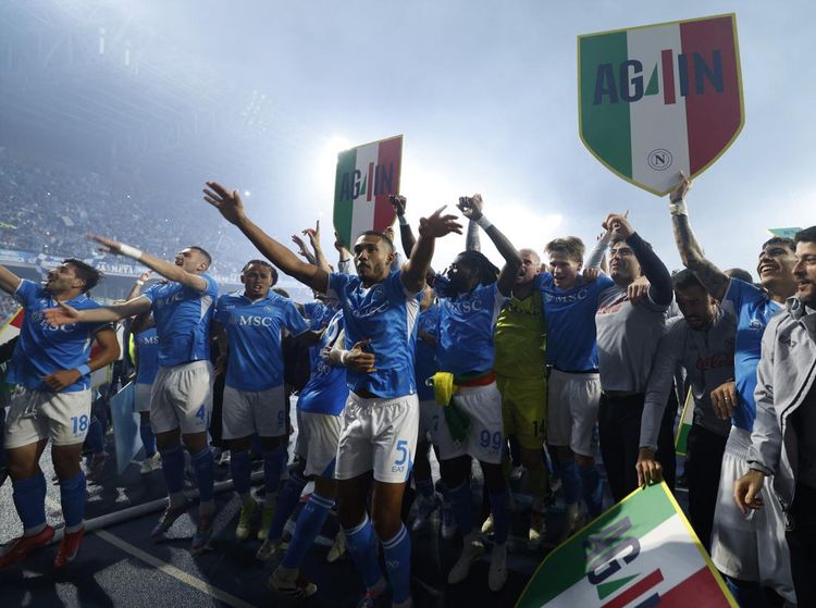 Momen Napoli Juara Liga Italia Usai Kalahkan Cagliari