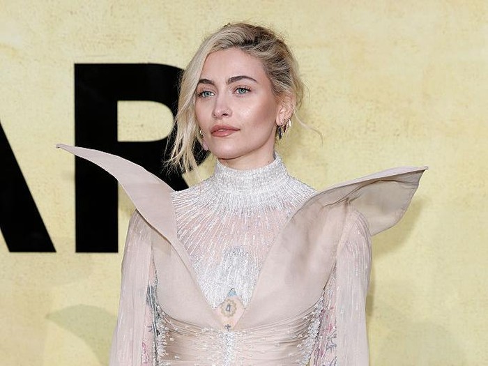 Paris Jackson menghadiri amfAR Gala Cannes 2025 yang dipersembahkan oleh Chopard di Hotel du Cap-Eden-Roc pada 22 Mei 2025 di Cap dAntibes, Prancis.