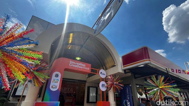 Pemprov Jakarta bekerja sama dengan PT MRT Jakarta menggelar acara bertajuk Innovation Creative Week 2025. Kegiatan ini digelar di Blok M Hub, Jakarta Selatan. (Rumondang/detikcom)