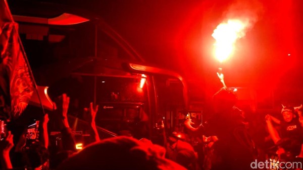 Euforia Bobotoh Mengawal Sang Juara!