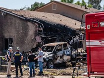 Pesawat Jatuh di Rumah Warga gegara Lampu Runway Bandara Mati?