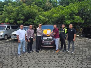 Polda Metro Serahkan Mobil Pelat Palsu Terkait Kasus di Polres Pangkalpinang