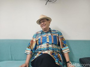 Gading Betah Sendiri, Roy Marten Rajin Ingatkan Dikejar Umur