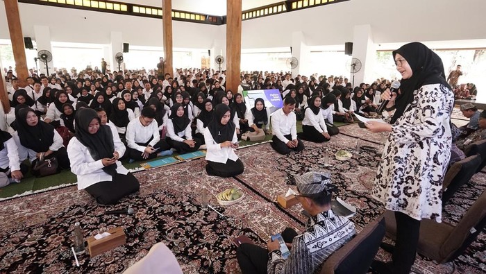 Sebanyak 625 CPNS dan PPPK di Banyuwangi terima SK