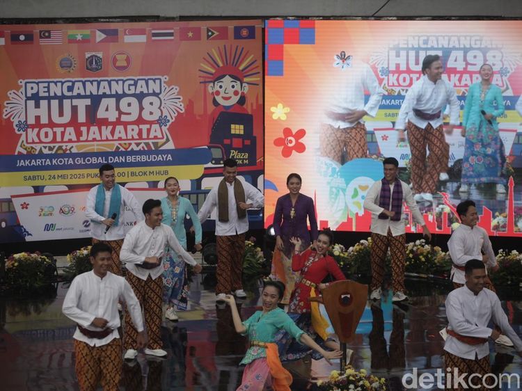 Semarak Pencanangan HUT ke-498 Jakarta di Blok M