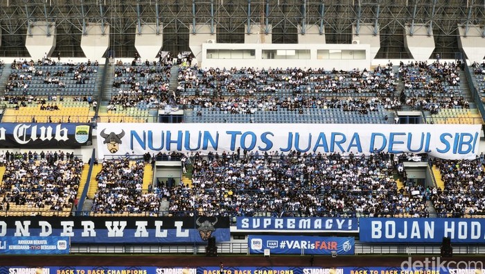Suasana di dalam Stadion GBLA jelang Persib vs Persis