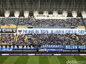 Sundulan Gustavo Franca Bawa Persib Bandung Ungguli Persis Solo