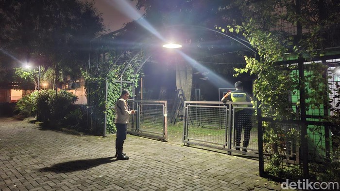Suasana Omah PSS usai PSS Sleman resmi degradasi, Sleman, Sabtu (24/5/2025).