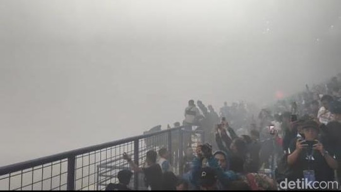 Suasana Stadion GBLA
