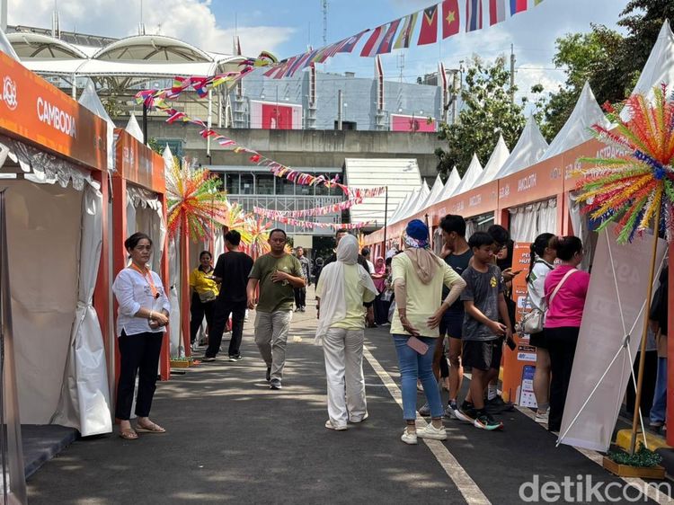 Puas Jajan di Kawasan Kuliner Baru Blok M Hub!