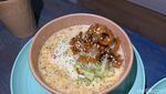 Ada Indomie Creamy hingga Cheesecake Lezat di Warkop Viral dalam Gang