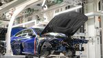 Begini Proses Pembuatan BMW M4 CS Edition VR46 Kado Ultah untuk Rossi