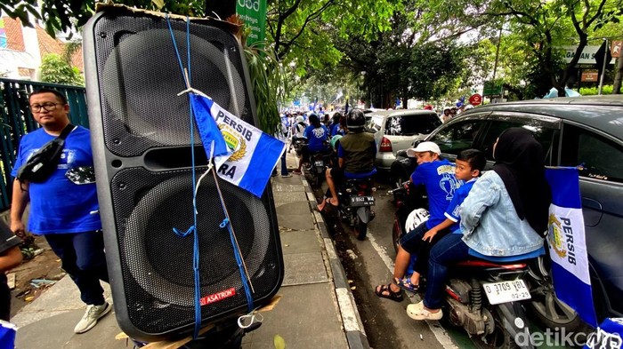 Bobotoh konvoi Persib Juara di Bandung Bobotoh konvoi Persib Juara di Bandung