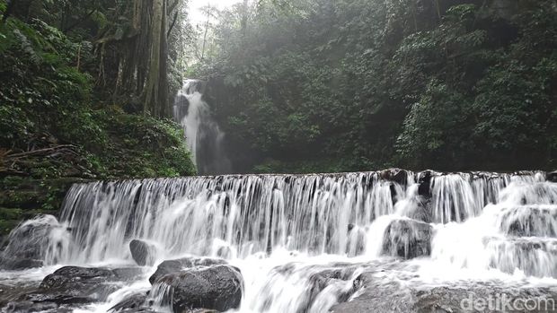 Curug Putri Palutungan di Kuningan