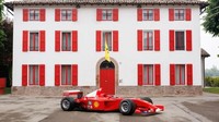 F2001 yang dikemudikan Schumacher saat memenangkan GP Monako dan GP Hungaria 2001 laku terjual dalam lelang di Monako pada Sabtu (24/5/2025). Penawar tertinggi menebusnya seharga 18,17 juta Dolar atau sekitar 295,46 miliar Rupiah. Foto: Dok. RM Sothebys