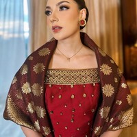 Disebut sebagai calon menantu Najwa Shihab, latar belakang pendidikan Ghina pun ikut jadi perhatian. Ia merupakan lulusan Universitas Indonesia jurusan hukum yang telah menyelesaikan studi pada 2023. Foto: Instagram Ghina Raihanah