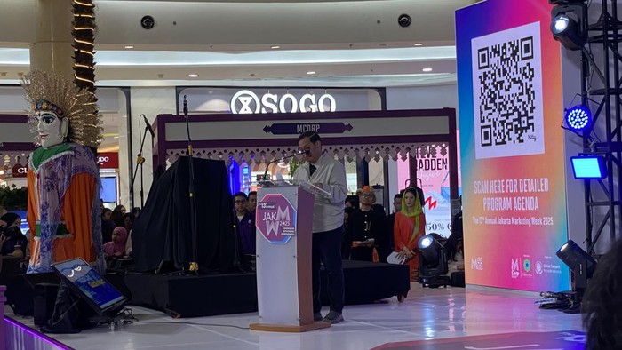 Gubernur Jakarta Pramono Anung saat menghadiri acara Closing Ceremony JMW 2025 di Mal Kota Kasablanka. (Devi/detikcom)