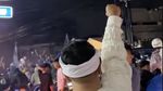 Ketika Irfan Hakim Dadakan Gabung Bobotoh Rayakan Kemenangan Persib Bandung