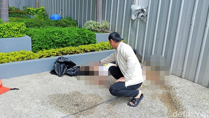 Jenazah perempuan di apartemen Gresik yang diduga lompat dari ketinggian.