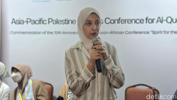 Jurnalis Al Jazeera English di Gaza, Youma El Sayed.
