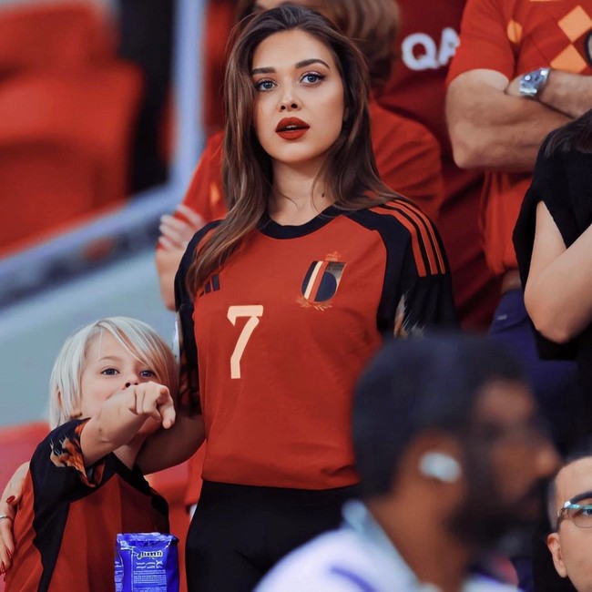 Michelle sendiri dikenal sebagai influencer dan penyiar podcast. Selain itu, ia sering berpartisipasi dalam berbagai acara amal. Foto: Instagram @lacroixmichele