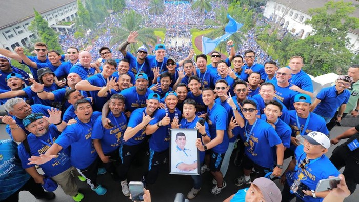 Perayaan juara Persib Bandung di Kota Bandung, Minggu (25/5/2025).