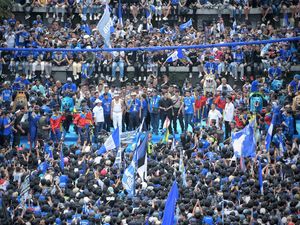 Persib Bandung: Sang Juara Liga yang Kena Denda hingga Rp 830 Juta