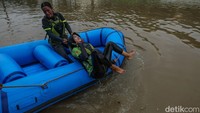 Selain latihan teknik dan kekuatan fisik, para atlet juga dibekali dengan kemampuan self-defence seperti teknik berenang dan penyelamatan peralatan jika terjadi insiden di sungai.
