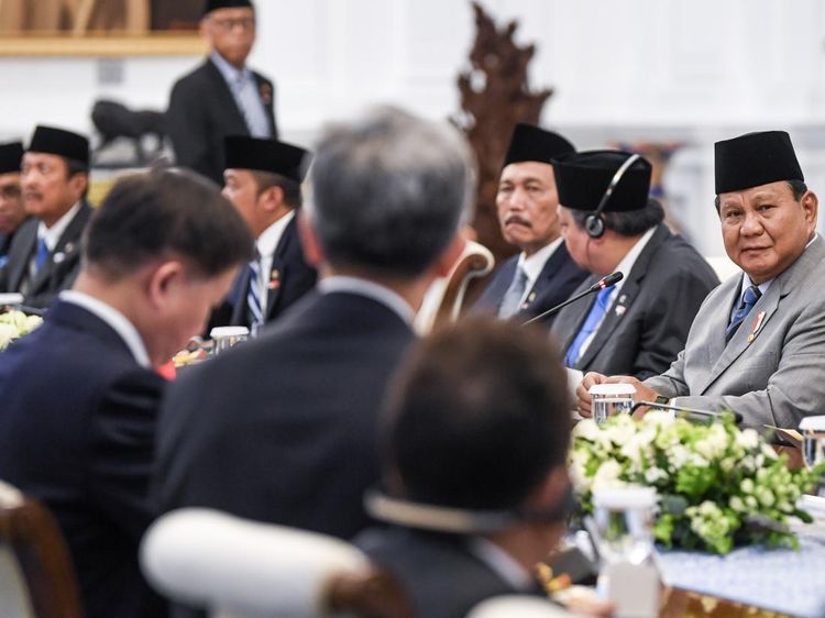 Indonesia-China Perkuat Hubungan Lewat Pertemuan Bilateral di Istana Merdeka