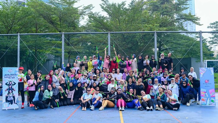 PoundFit menjadi salah satu olahraga yang sedang tren di masyarakat urban. Olahraga ini menyerupai aktivitas bermain drum sambil diiringi musik dengan menggunakan alat khusus berupa ripstix.