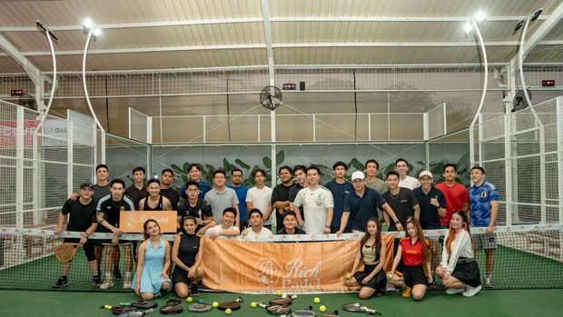 Rich Padel didirkan Richard Theodore berbareng sejumlah sahabatnya ialah Jordan Vincent, Ivan Fold, Reyner Iskandar, Willy Angga Winata, Juansen, Reinhard Tulus Panggabean, dan Vincent Lie. Rich Padel berpusat di Jakarta dan Tangerang dan telah mempunyai ribuan personil aktif dari beragam latar belakang.